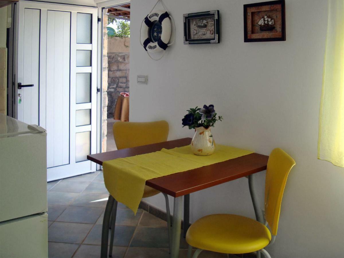Holiday Home Garden - BRC650 Sumartin Dış mekan fotoğraf